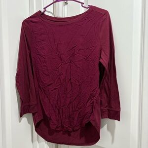 GAP Women's Quarter Sleeve Burgundy Top